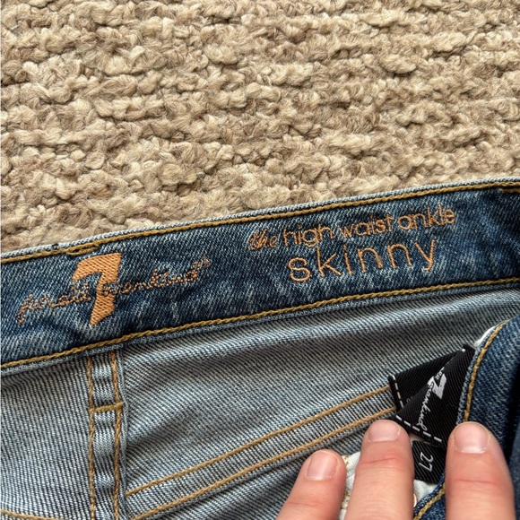 7 For All Mankind High Waisted Skinny Glitter Tux Stripe Size 27 - Picture 3 of 8